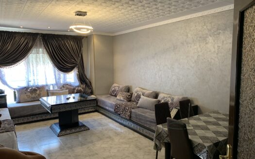 CENTRO- Amplio piso con parking