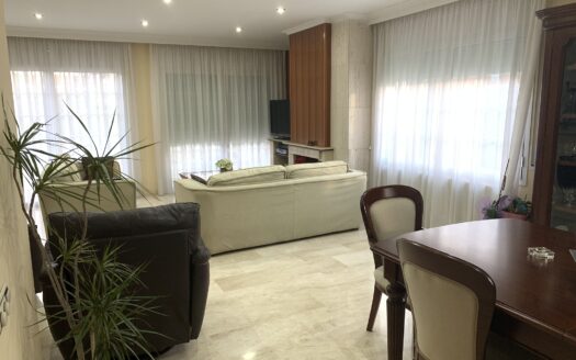 Les PRESES(Olot)- Casa de 5 habitaciones